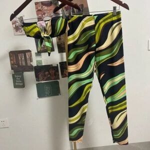 Emilio Pucci Vibrant Wave Pattern Leggings set